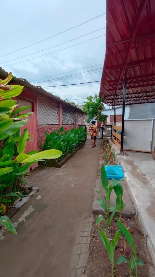 Dua Nina 2 Guesthouse Gili Trawangan Exterior photo